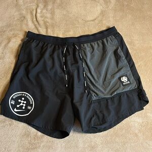 Nike Running shorts 5 1/2 “ with brief lining